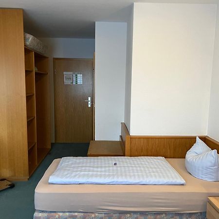 Niebuhrs Hotel Friedrichsdorf Szoba fotó