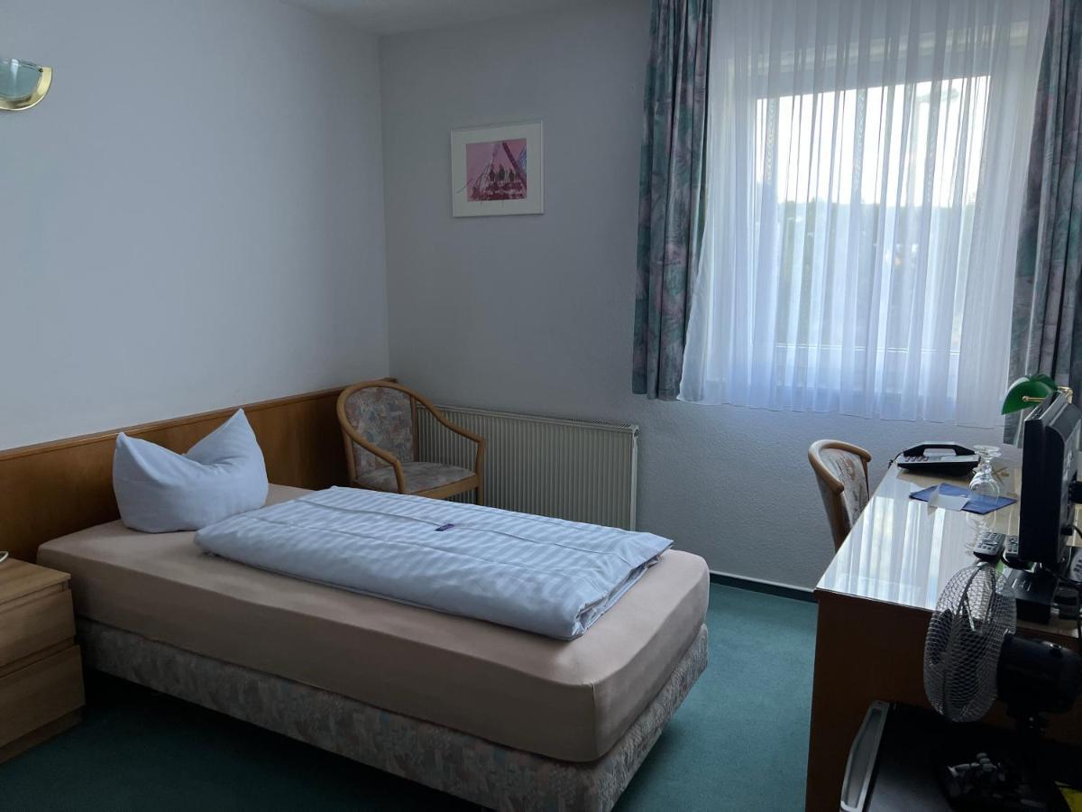 Niebuhrs Hotel Friedrichsdorf Szoba fotó
