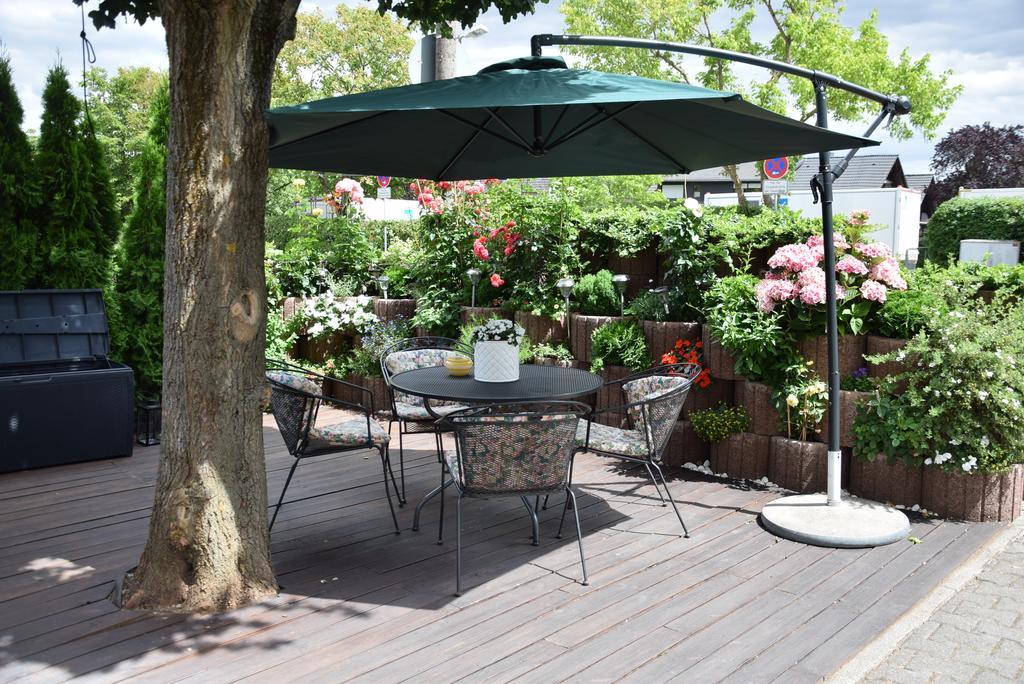 Niebuhrs Hotel Friedrichsdorf Kültér fotó