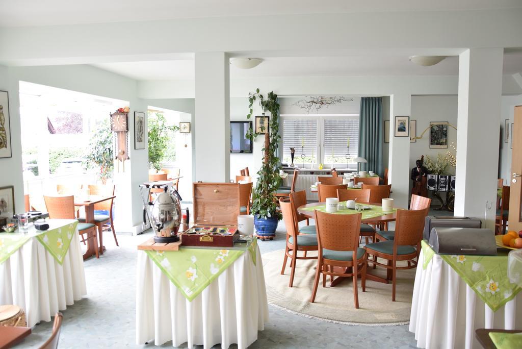 Niebuhrs Hotel Friedrichsdorf Kültér fotó