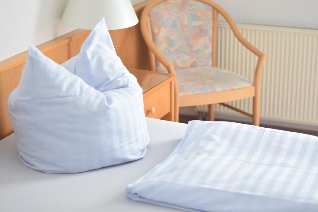 Niebuhrs Hotel Friedrichsdorf Kültér fotó