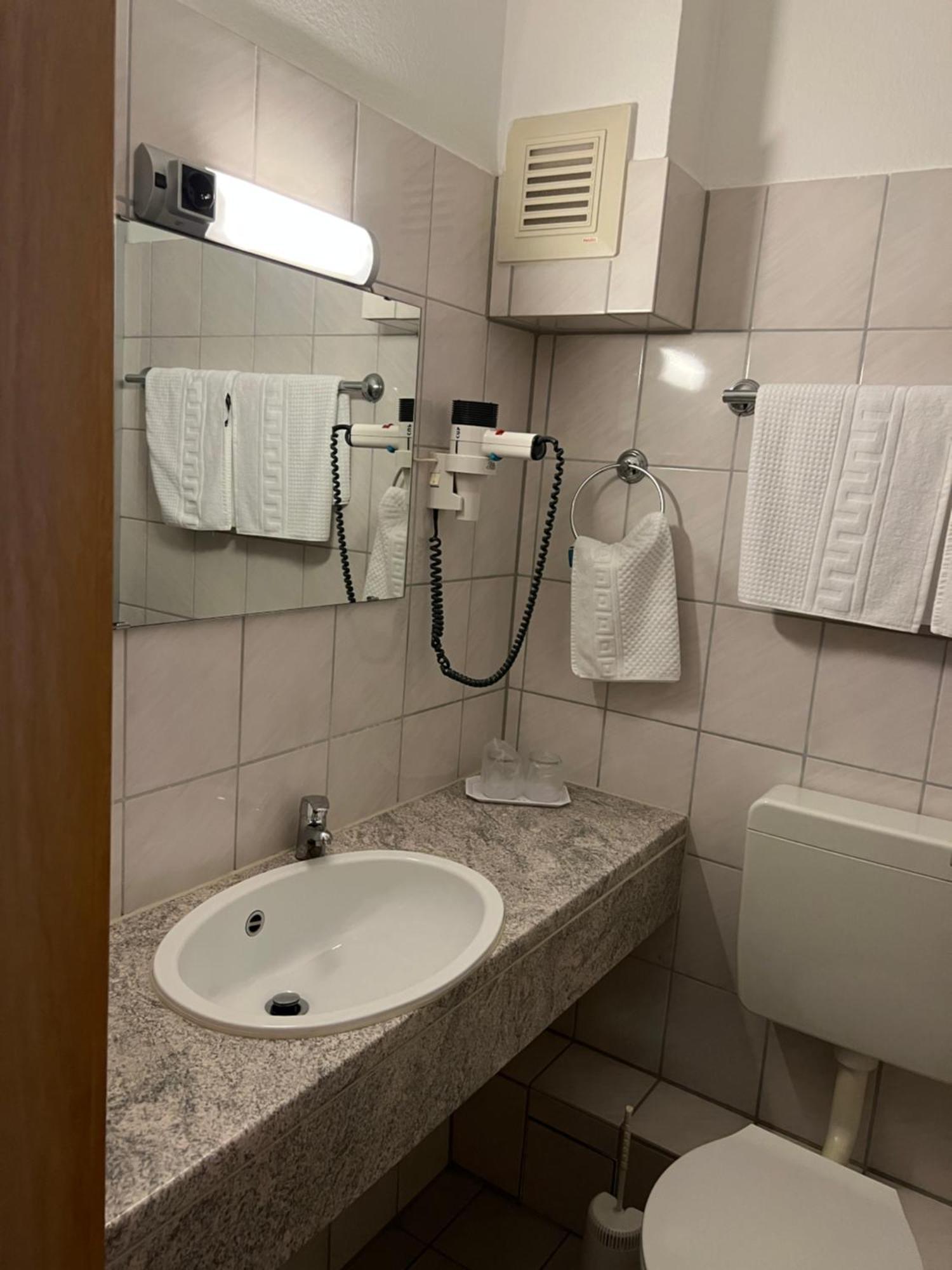 Niebuhrs Hotel Friedrichsdorf Szoba fotó