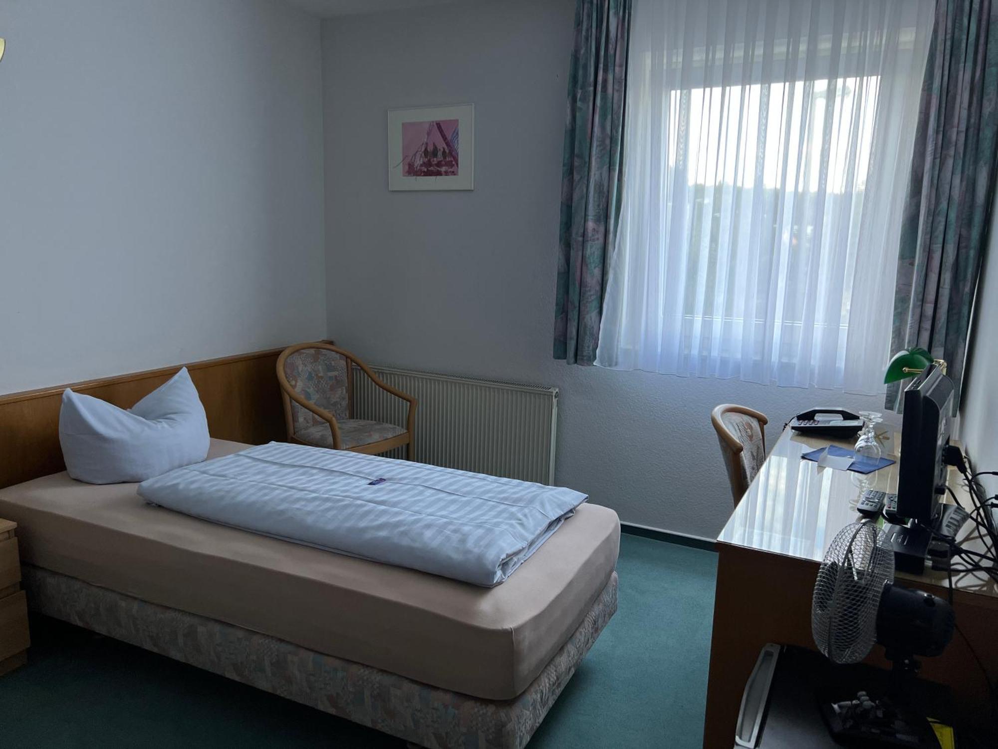 Niebuhrs Hotel Friedrichsdorf Szoba fotó