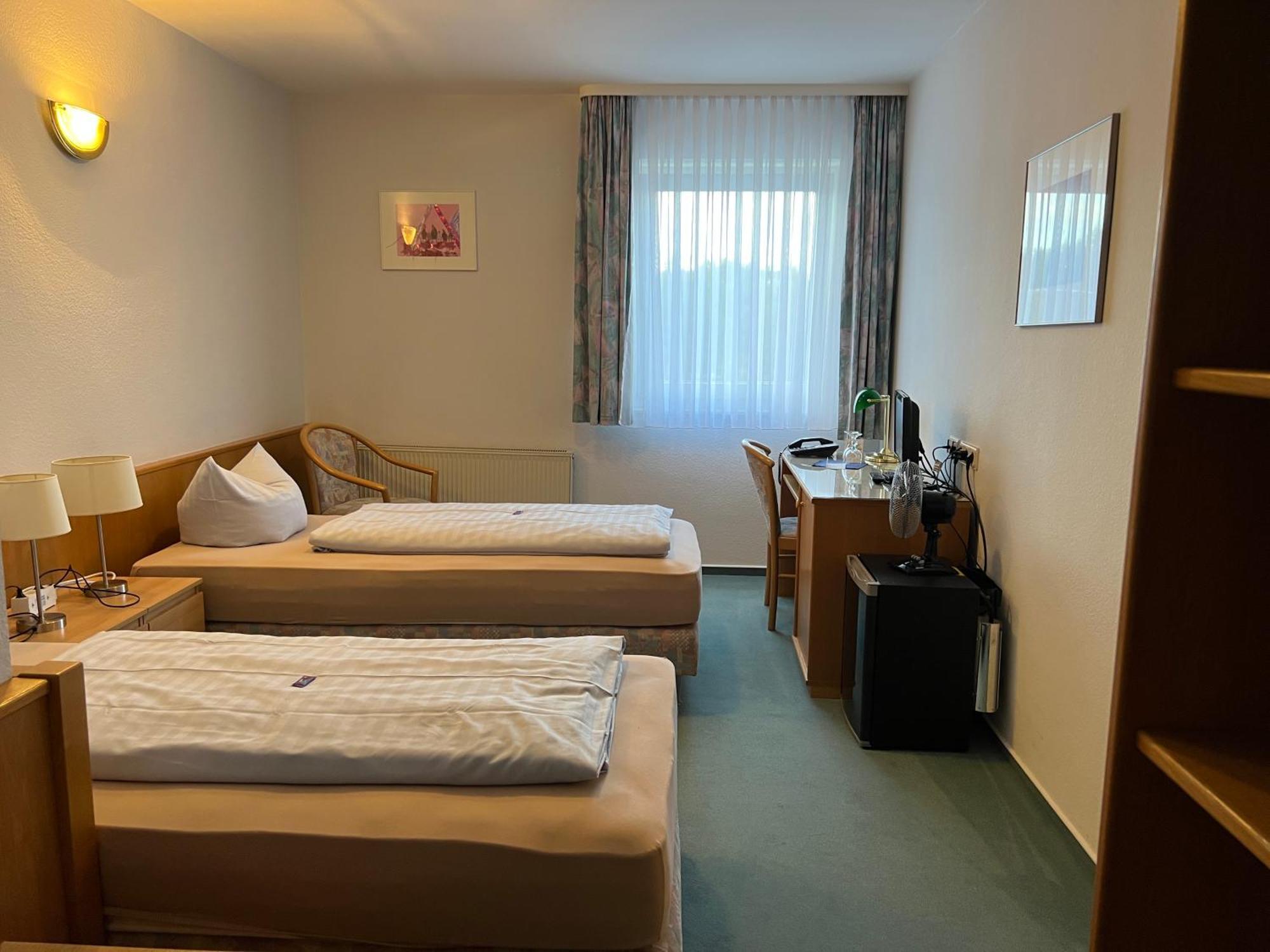 Niebuhrs Hotel Friedrichsdorf Szoba fotó